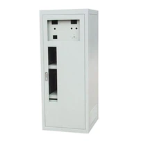 19인치 랙 마운트 인클로저와 경쟁